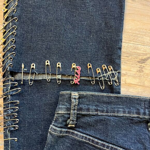 Y2K Unique Jeans Bebe Medium Patchwork Safety Pin Charm 2000s 1 of 1 Handmade - Picture 5 of 12